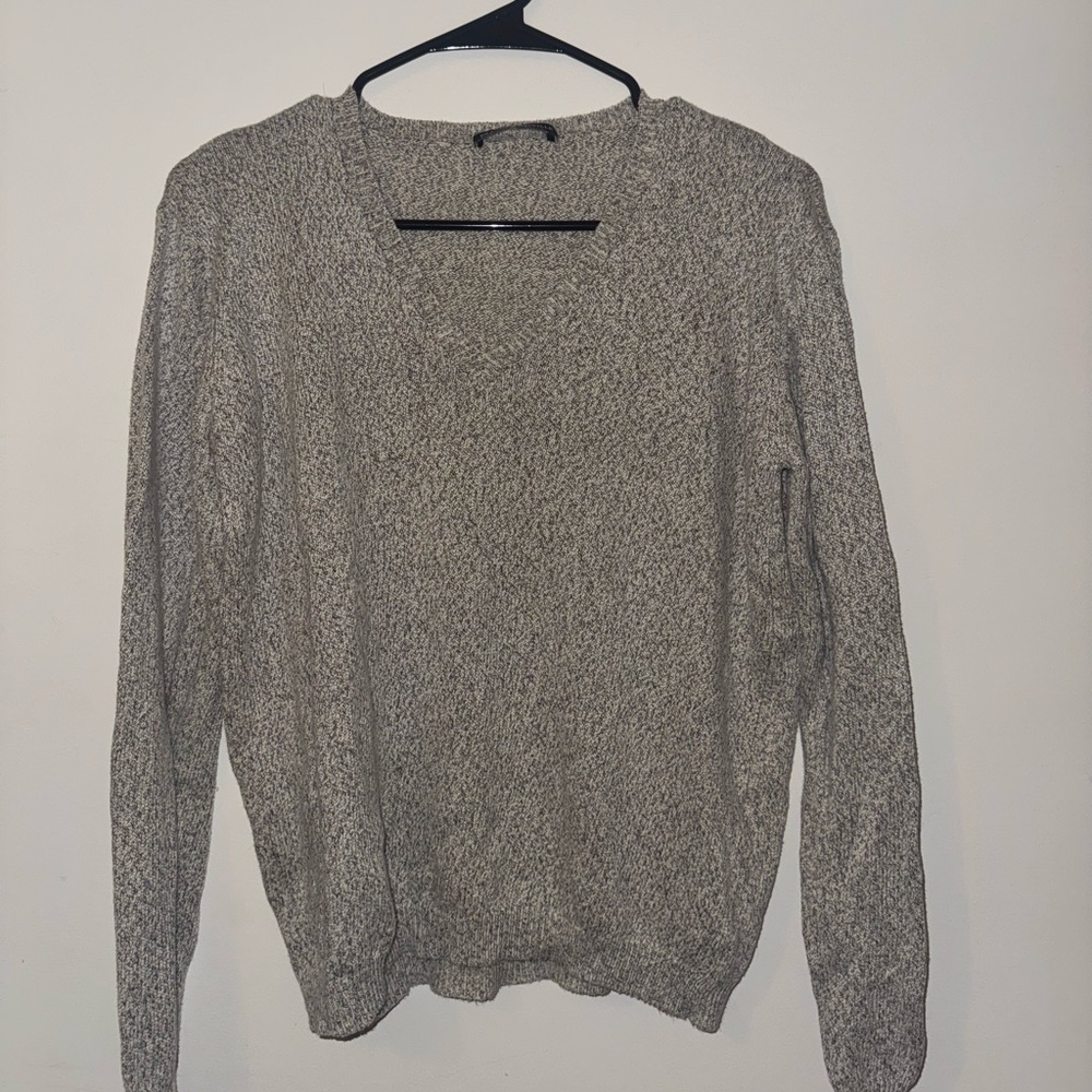 Brandy Melville Blue and White V-Neck Sweater